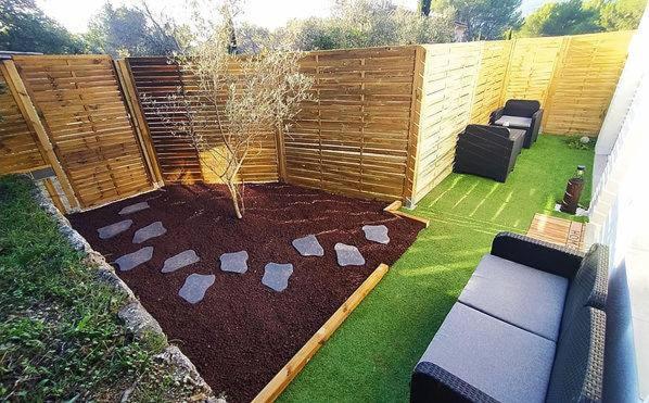 A L'Oree Des Pins - Gite Et Spa De 30 M2- Home Cinema Et Massage En Sup Cuges-les-Pins Εξωτερικό φωτογραφία